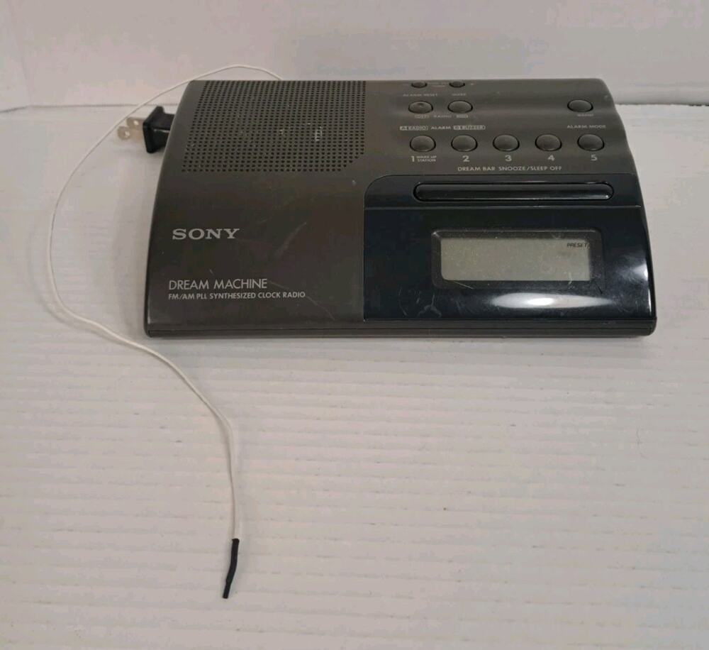 Vtg Sony Dream Machine ICF-C203 AM FM Digital Clock Radio w Antenna Tested Alarm